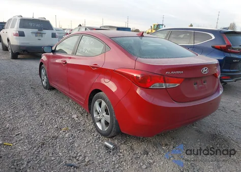 2013 Hyundai Elantra Gls z USA, uszkodzony, nr VIN KMHDH4AE7DU934467